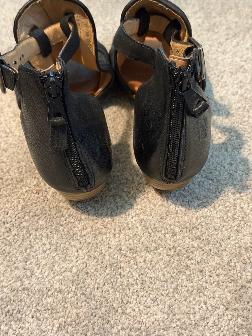 Miz Mooz Black Leather Open-Toe Sandals. Size 38 / US 8-8.5 - Picture 6 of 15